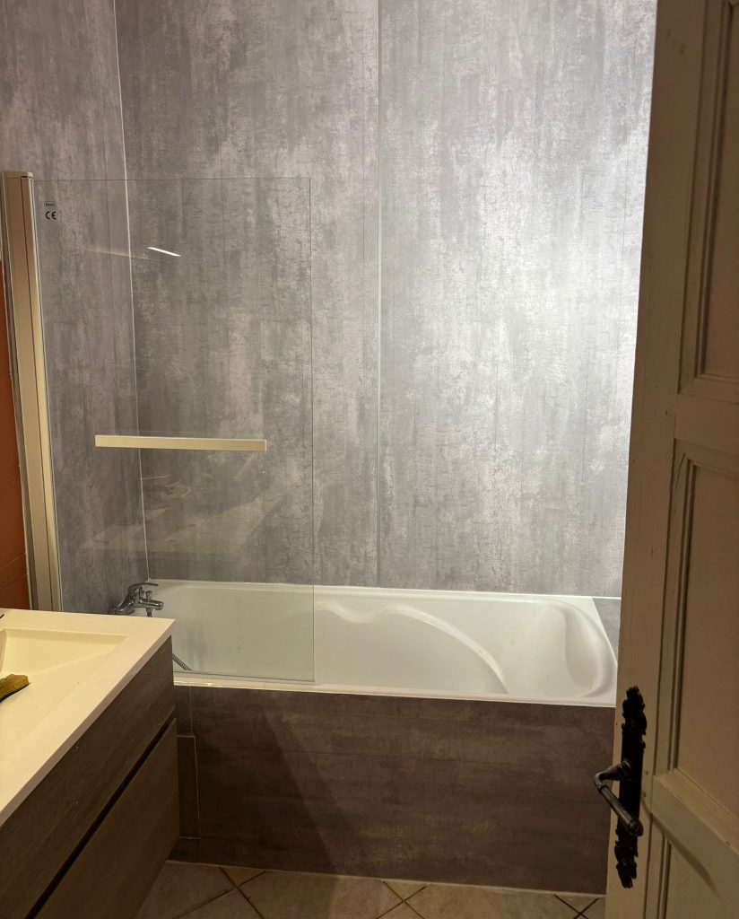 rénovation salle de bain Albigny-sur-Saône - JN Plomberie Chauffage Climatisation